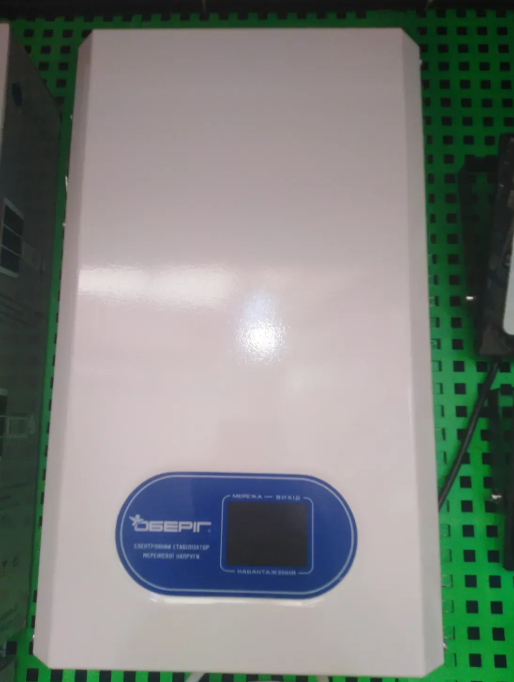 Стабилизатор напряжения симисторный электронный SinPro СН 5500-9 Оберег 5,5 кВт