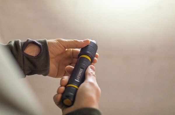 Ліхтар світлодіодний ручний Stanley FatMax FMHT81511-0
