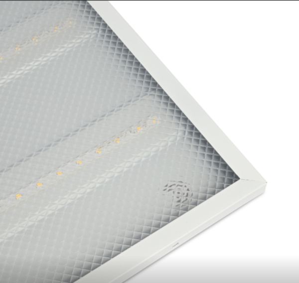 Панель Led Titanum накладна вбудована 40W 6500K 220V IP20 prismatic 595х595х19mm білий