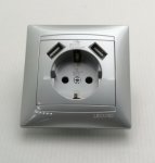Розетка с заземлением + гнезда 2USB серебро Sakura Lemanso LMR1331