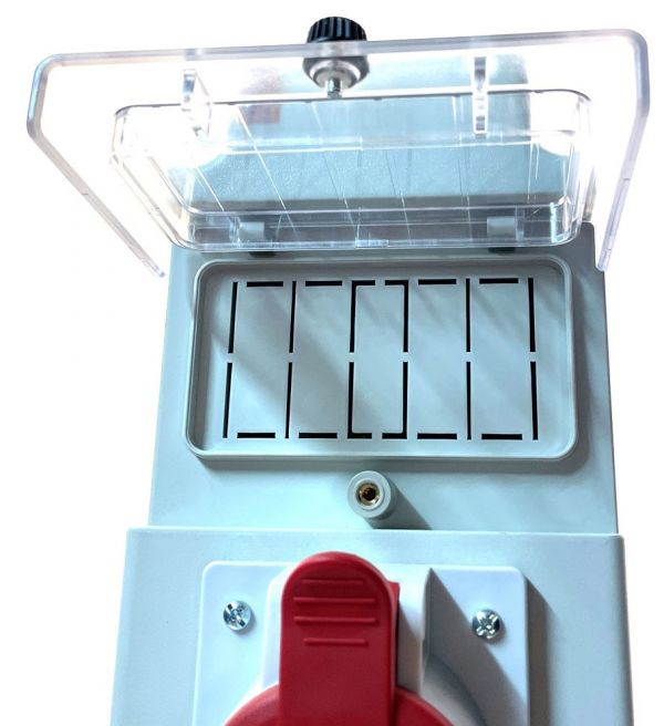 Щит с розетками Spamel ROS 5/x-15